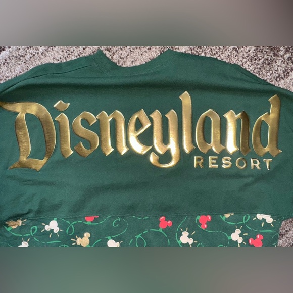 2024 DISNEYLAND CHRISTMAS SPIRIT JERSEY SIZE LARGE UNISEX NAVIDAD MICKEY GREEN - Picture 9 of 14